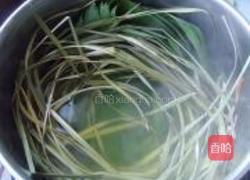 豆沙枣粽子的做法图解1