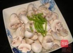 鸭肉炒口蘑的做法图解3