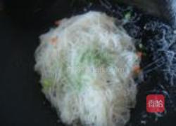 梭子蟹蒸粉丝的做法图解4