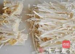 石香菜拌金针菇的做法图解1