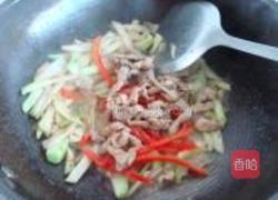 榨菜炒肉丝的做法图解4