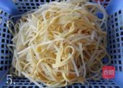 银芽拌豆皮的做法图解5