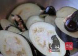 炸茄盒的做法图解2