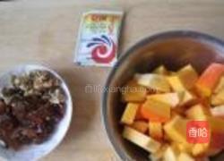 南瓜炒糕的做法图解1