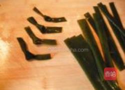 虾皮豆腐白菜海带汤的做法图解2