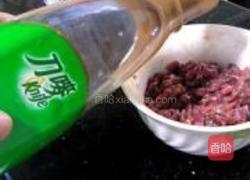 青椒蚝油烩牛肉的做法图解2