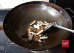 茼蒿香干小炒的做法图解5