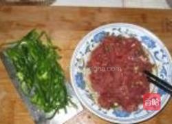 青椒炒牛肉丝的做法图解3