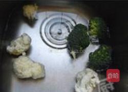 薯泥芝士焗菜花的做法图解1
