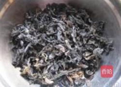 凉拌螺旋藻的做法图解1