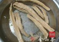 腐竹木耳拌黄瓜的做法图解1