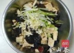腐竹木耳拌黄瓜的做法图解7