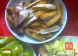 韭花香干炒腊肉的做法图解1