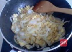 洋葱炒蛋的做法图解8