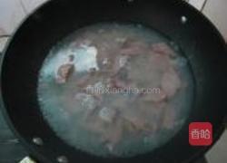 猪肝米粉的做法图解3