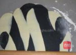 竹炭双色馒头的做法图解8