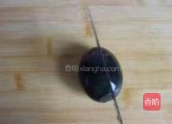 榨菜皮蛋拌豆腐的做法图解4