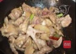 小鸡炖蘑菇的做法图解7