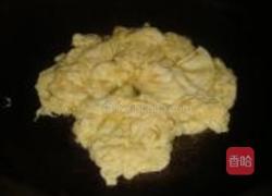 生菜炒鸡蛋的做法图解3