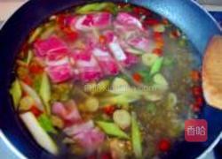 酸汤肥牛双拼的做法图解7