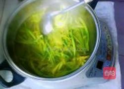 蒜油黄花的做法图解4