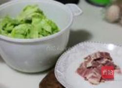 培根手撕圆白菜的做法图解1