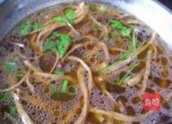 浓汤茶树菇的做法图解6