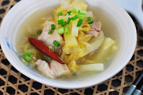 酸菜白肉熬土豆