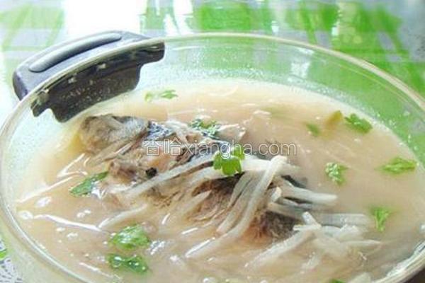 鲫鱼萝卜丝汤