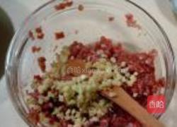 豇豆肉菜包的做法图解1