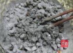 自制竹炭花生的做法图解3