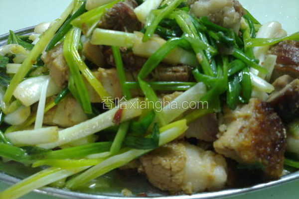 荞菜炒烧肉