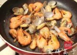西班牙海鲜烩饭的做法图解1