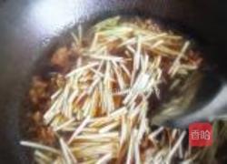 韭黄肉酱拌肠粉的做法图解4
