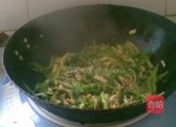 水芹菜炒千張的做法圖解3