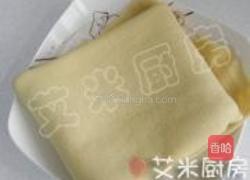 青椒炒干豆腐的做法图解1