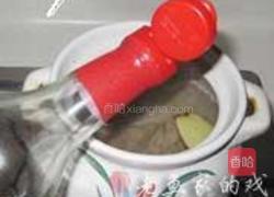 当归红枣猪肚汤的做法图解3