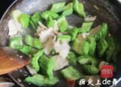 香菠凉瓜炒鸡片的做法图解12