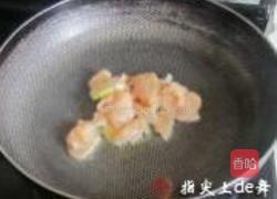 香菠凉瓜炒鸡片的做法图解9