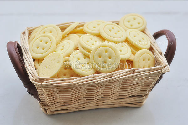 纽扣小饼干