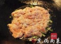 甜蒜苔炒鸡丁的做法图解4