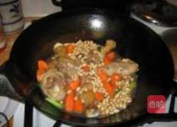 黄豆焖鸡腿的做法图解5