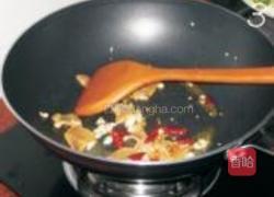 腊肉炒四季豆的做法图解3