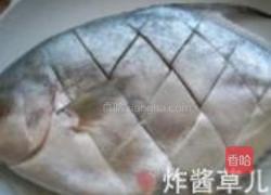 红烧鲳鱼的做法图解1