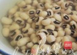 猪手眉豆汤的做法图解2