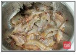 蒜香开片基围虾的做法图解5