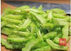 果味苦瓜的做法图解1