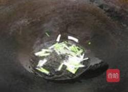 蚝油烩双菇的做法图解3