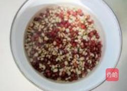 薏米红豆饭的做法图解2