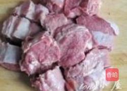 红烧牛肉炖鹌鹑蛋的做法图解1